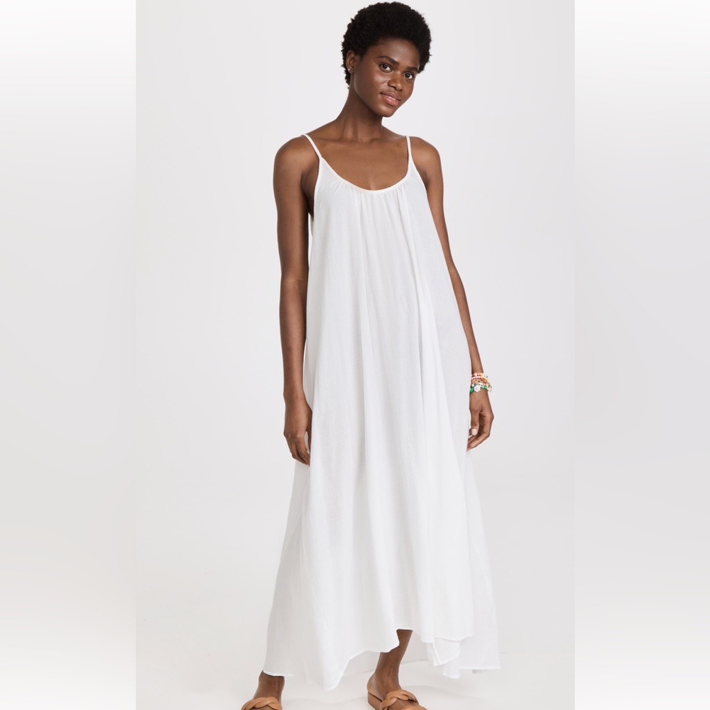 9 seed Tulum cover up (white).